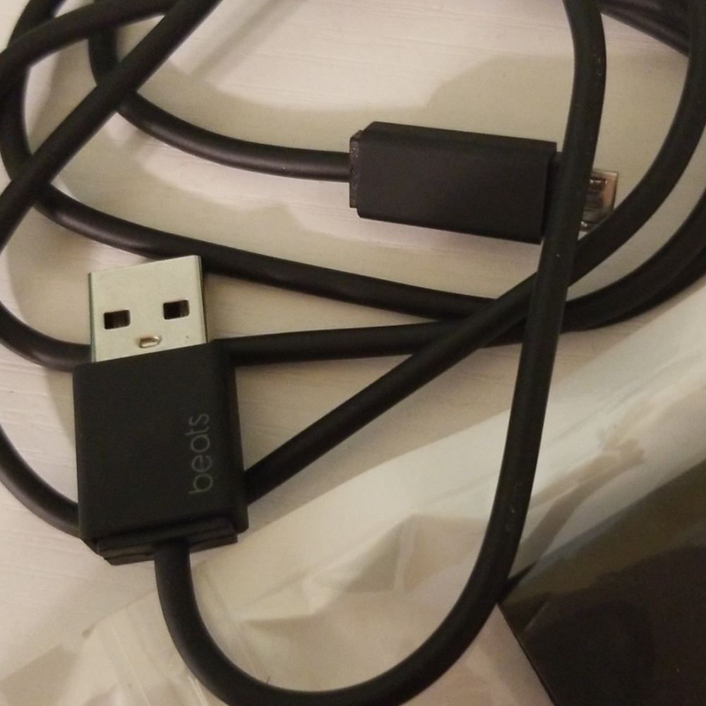 Beats headphone charger cable (free with purchase)
